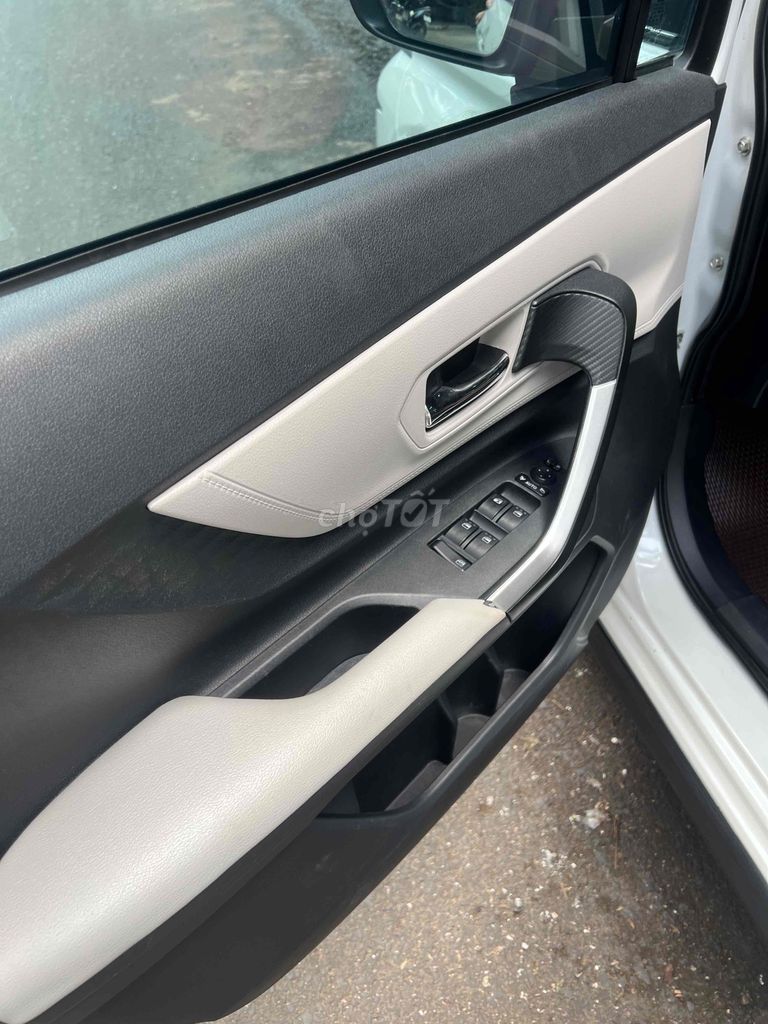 Toyota Veloz Cross 2022 - ảnh 5