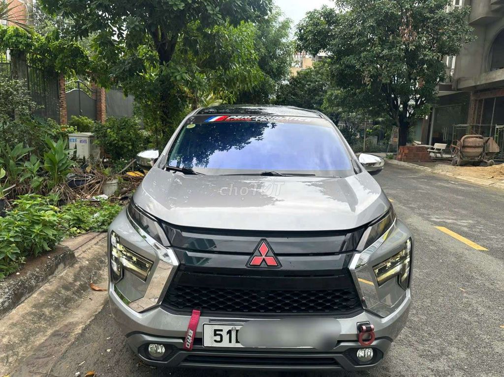 Mitsubishi - ảnh 1