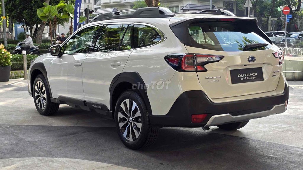 Subaru 2025 - ảnh 4