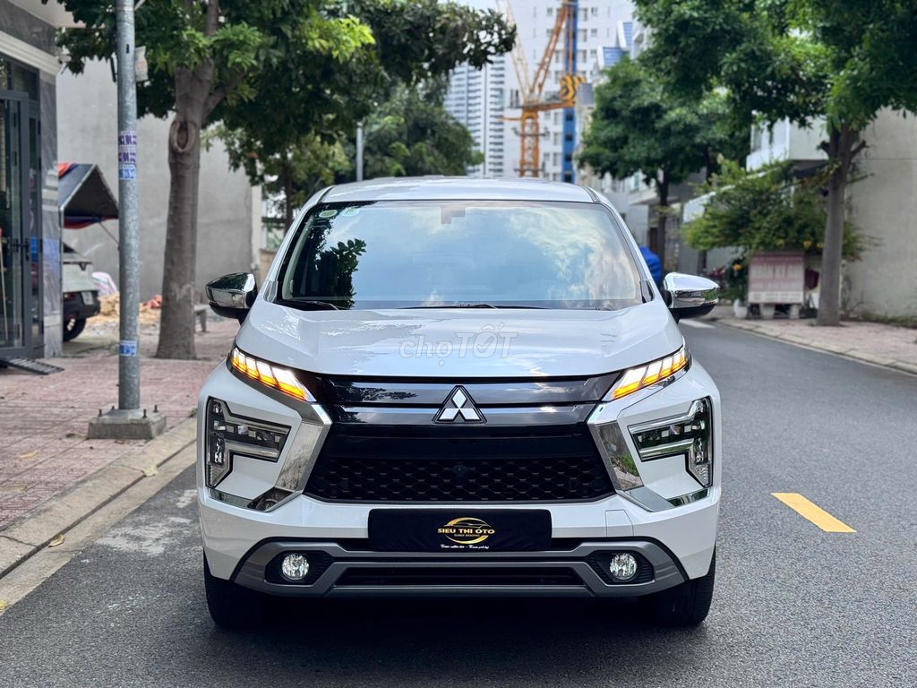 Mitsubishi 2025 - ảnh 1