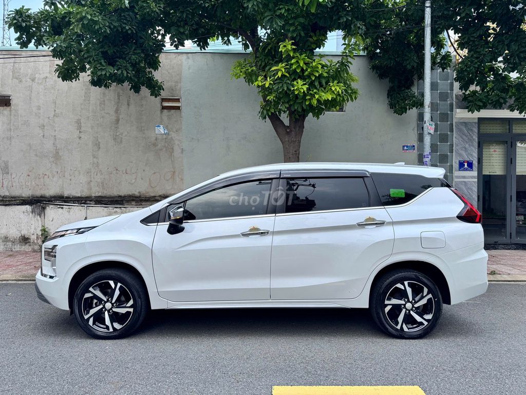 Mitsubishi 2025 - ảnh 2