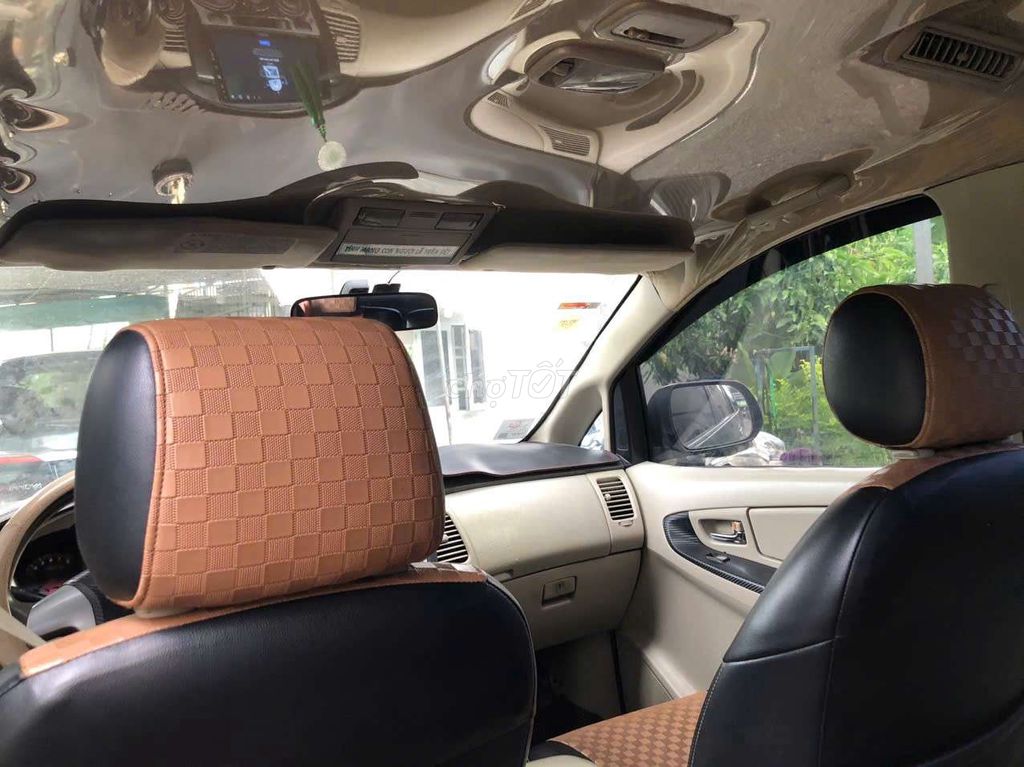 Toyota Innova 2015 - ảnh 4