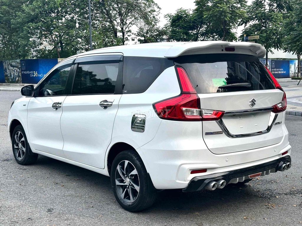 Suzuki Ertiga 2022 - ảnh 4