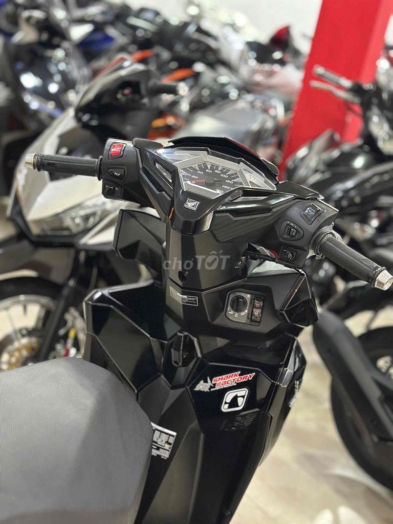 Vario 2022 - ảnh 4