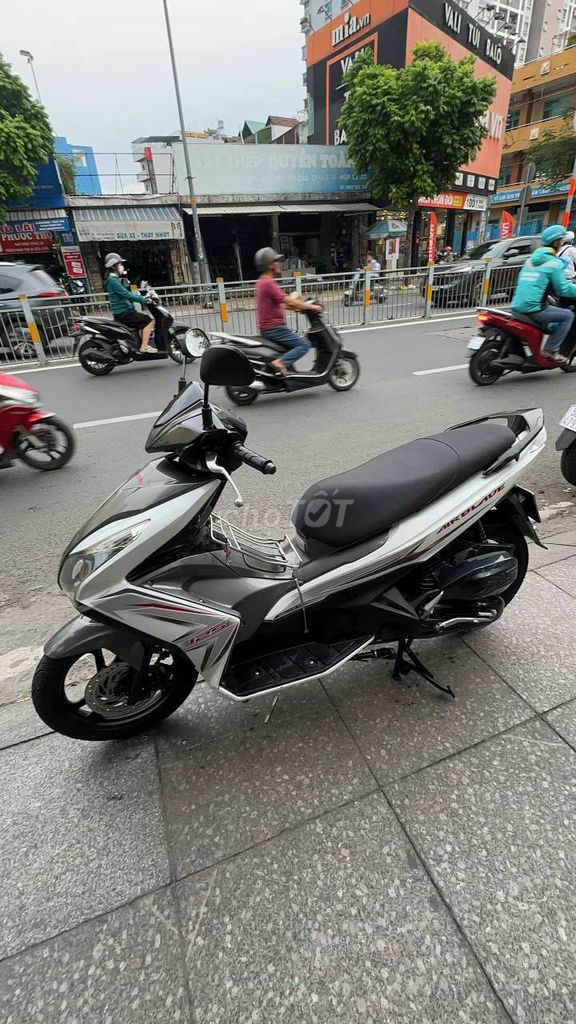 Honda Air Blade 2014 - ảnh 1