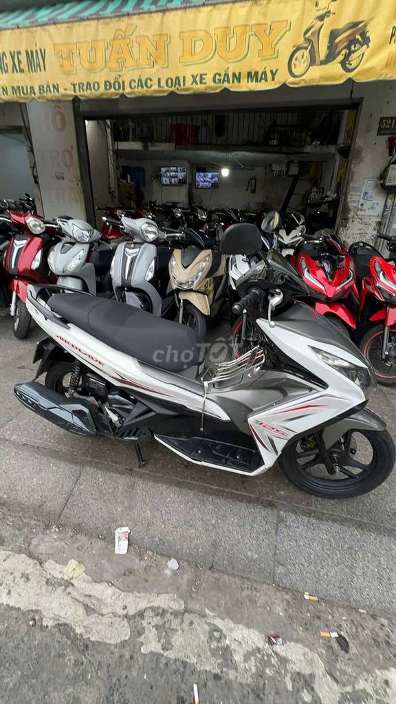 Honda Air Blade 2014 - ảnh 4