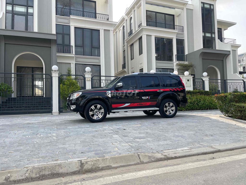 Ford Everest 2009 - ảnh 1