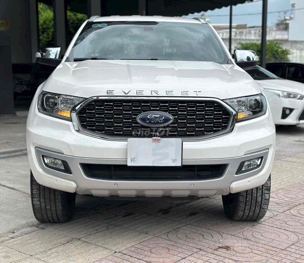 Ford Everest 2022 - ảnh 1