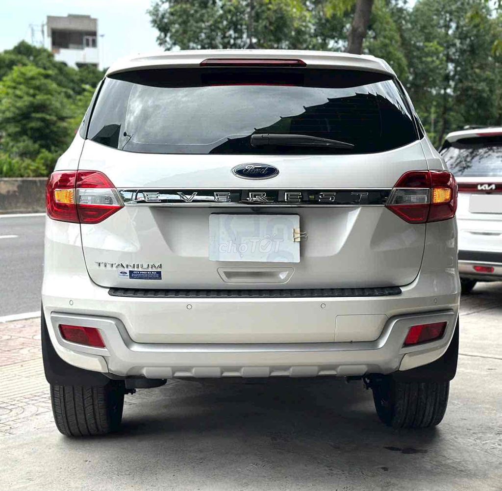 Ford Everest 2022 - ảnh 4
