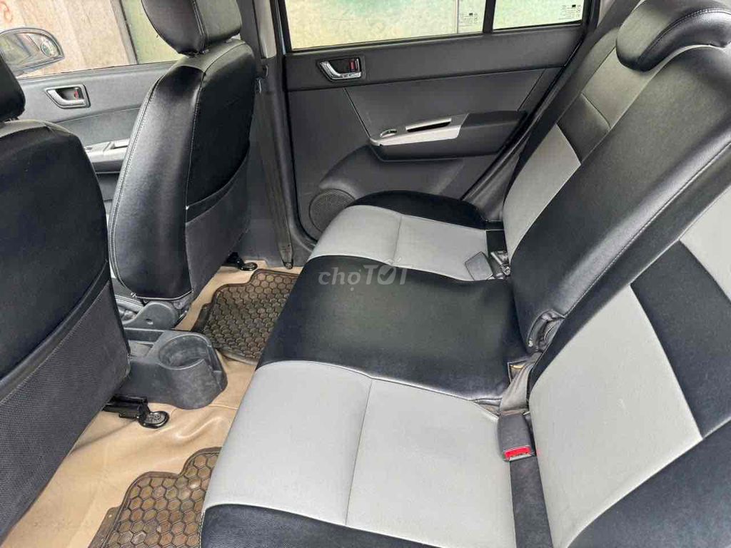 Hyundai Getz 2010 - ảnh 5