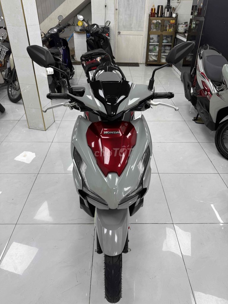 Honda Air Blade 2024 - ảnh 1