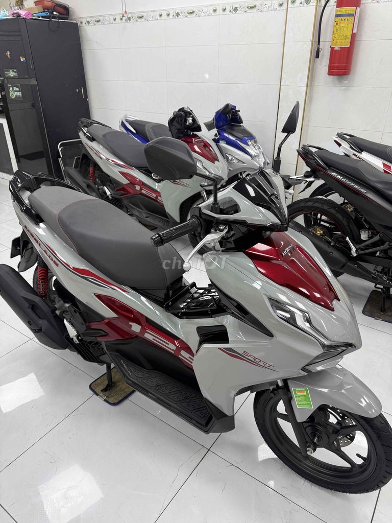 Honda Air Blade 2024 - ảnh 4