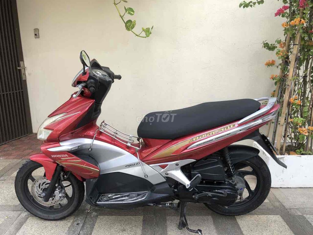 Honda Air Blade 2010 - ảnh 3