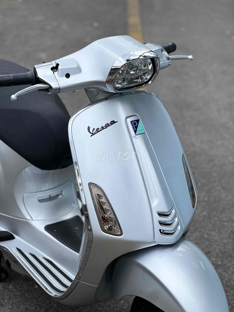 Piaggio Vespa 2017 - ảnh 1