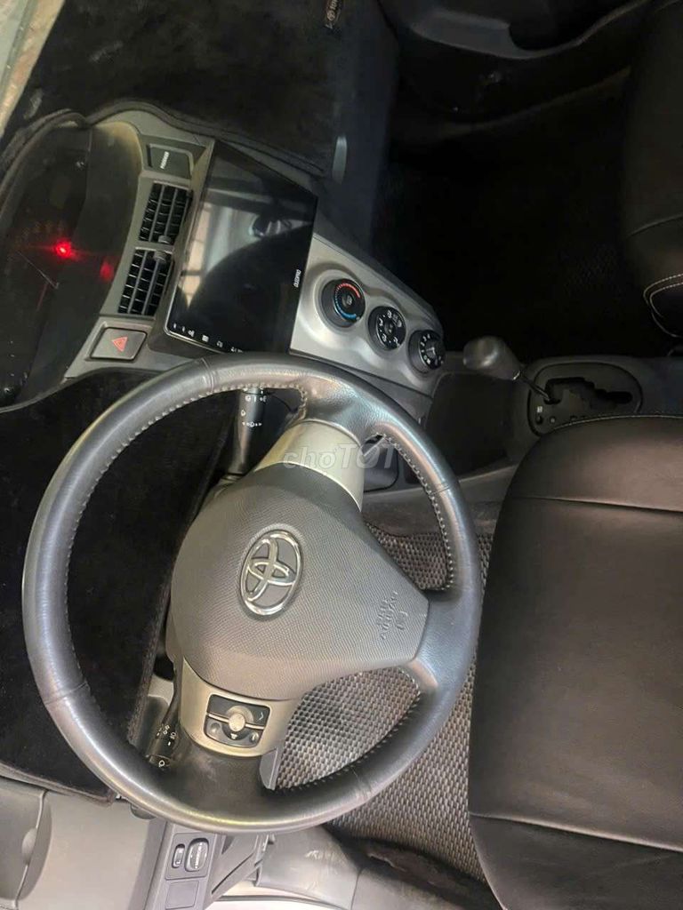 Toyota Yaris - ảnh 5