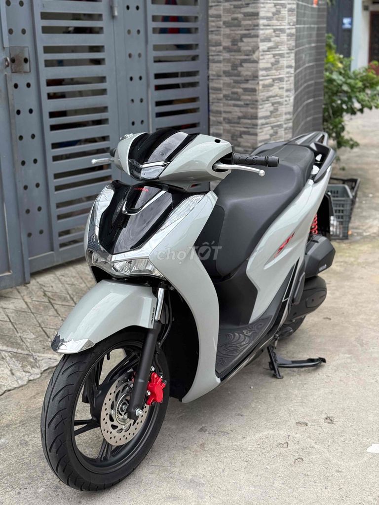 Honda SH 2023 - ảnh 1