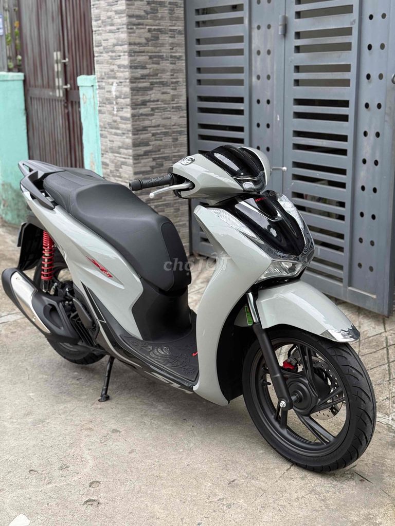 Honda SH 2023 - ảnh 3