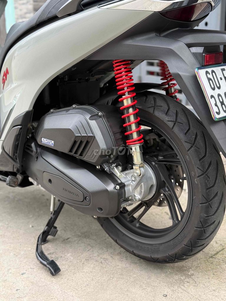 Honda SH 2023 - ảnh 4