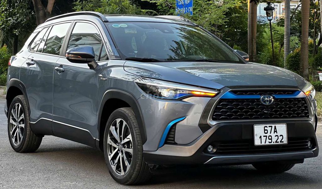 Toyota Corolla Cross - ảnh 1