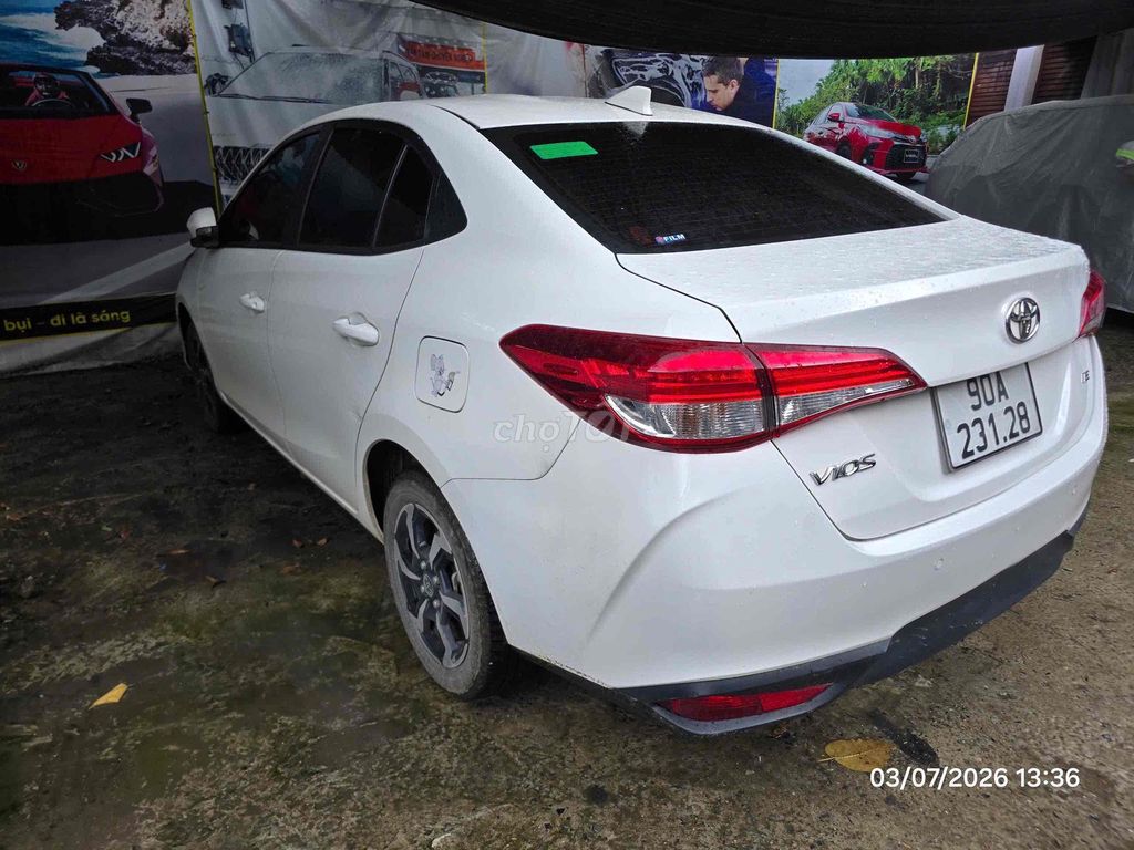 Toyota Vios E CVT - ảnh 4