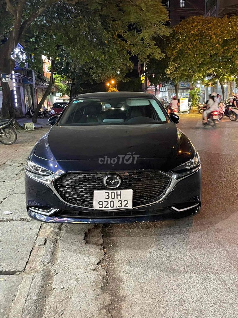 Mazda 3 - ảnh 1
