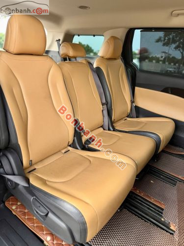 Kia Carnival Premium 2.2D 2021 - ảnh 4