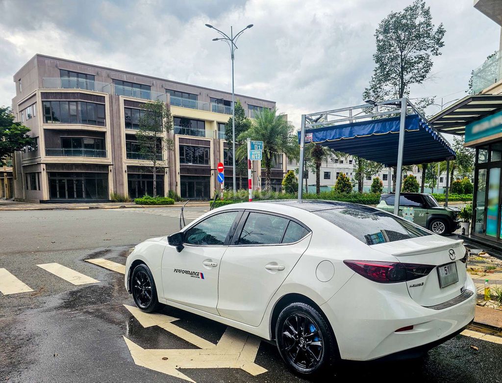 Mazda 3 2018 - ảnh 1