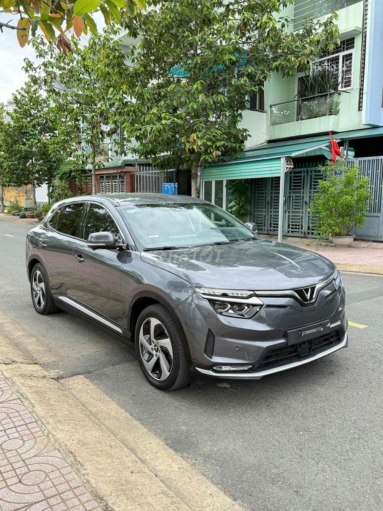 VinFast VF8 Eco 2023 - ảnh 1