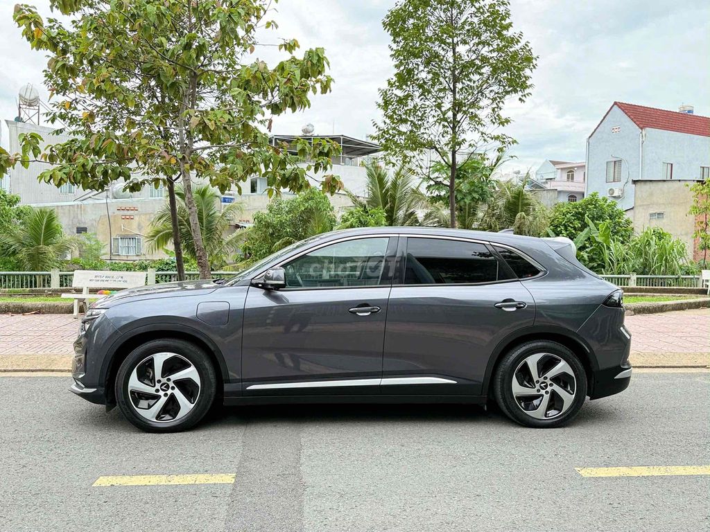 VinFast VF8 Eco 2023 - ảnh 4