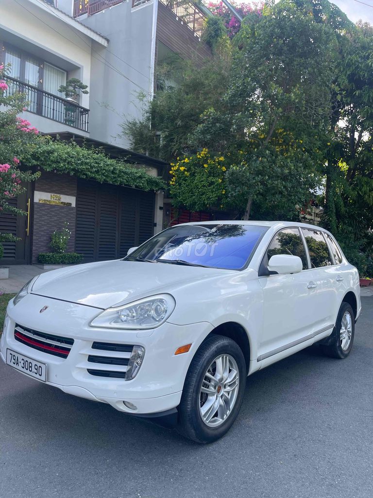 Porsche Cayenne - ảnh 1