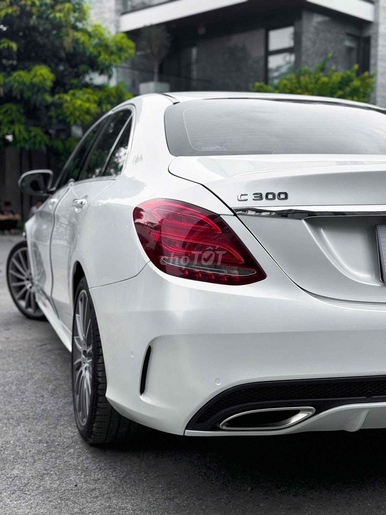 Mercedes-Benz 2017 - ảnh 5