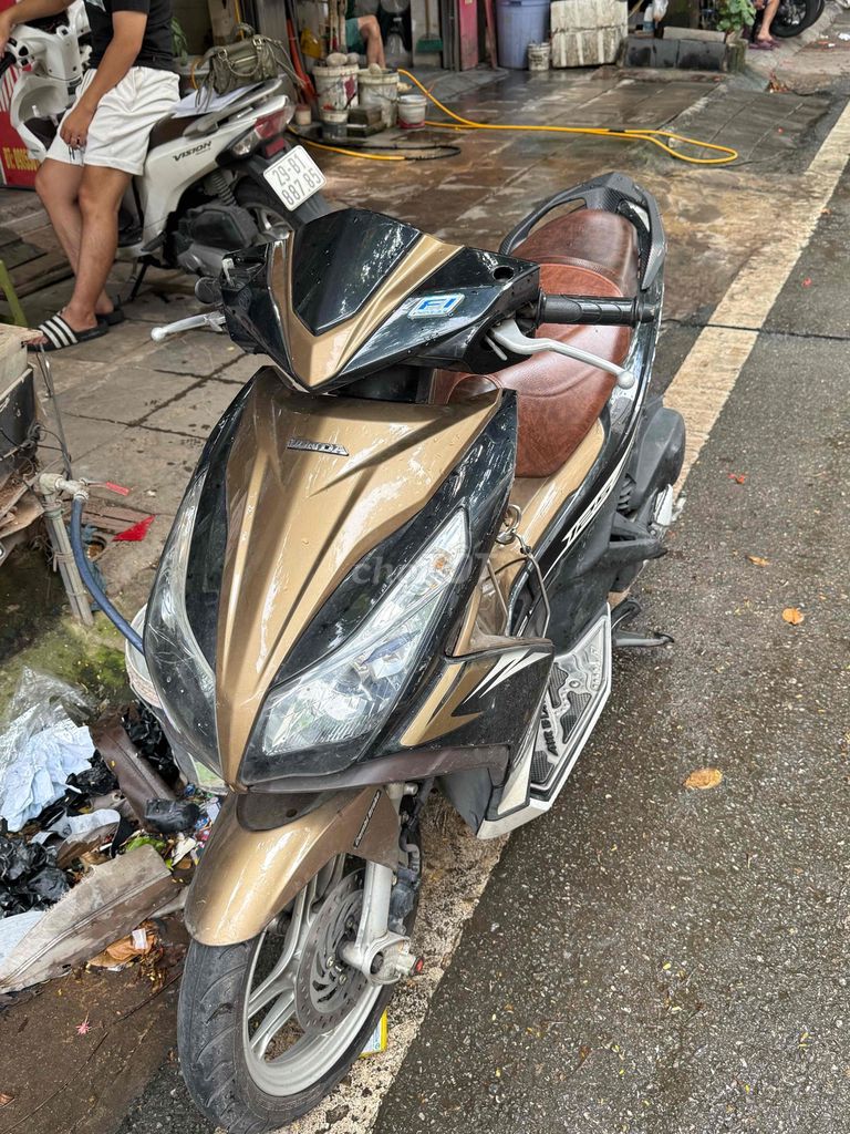 Honda Air Blade 2013 - ảnh 3