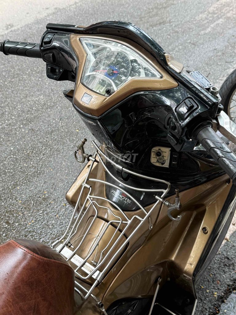 Honda Air Blade 2013 - ảnh 4