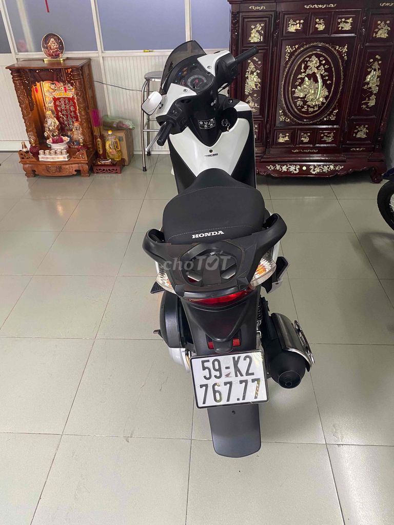 Honda SH 2011 - ảnh 1