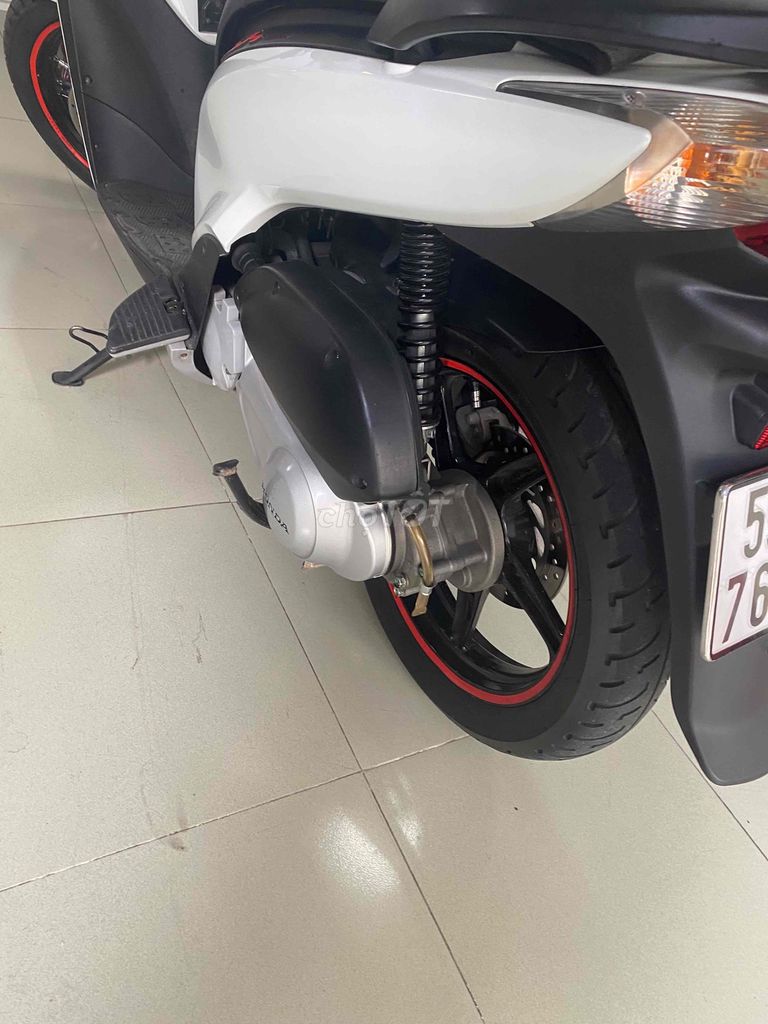 Honda SH 2011 - ảnh 2