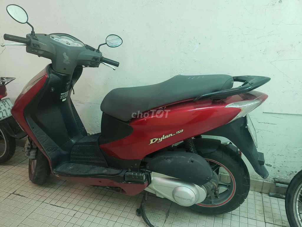 Honda Dylan 2002 - ảnh 1