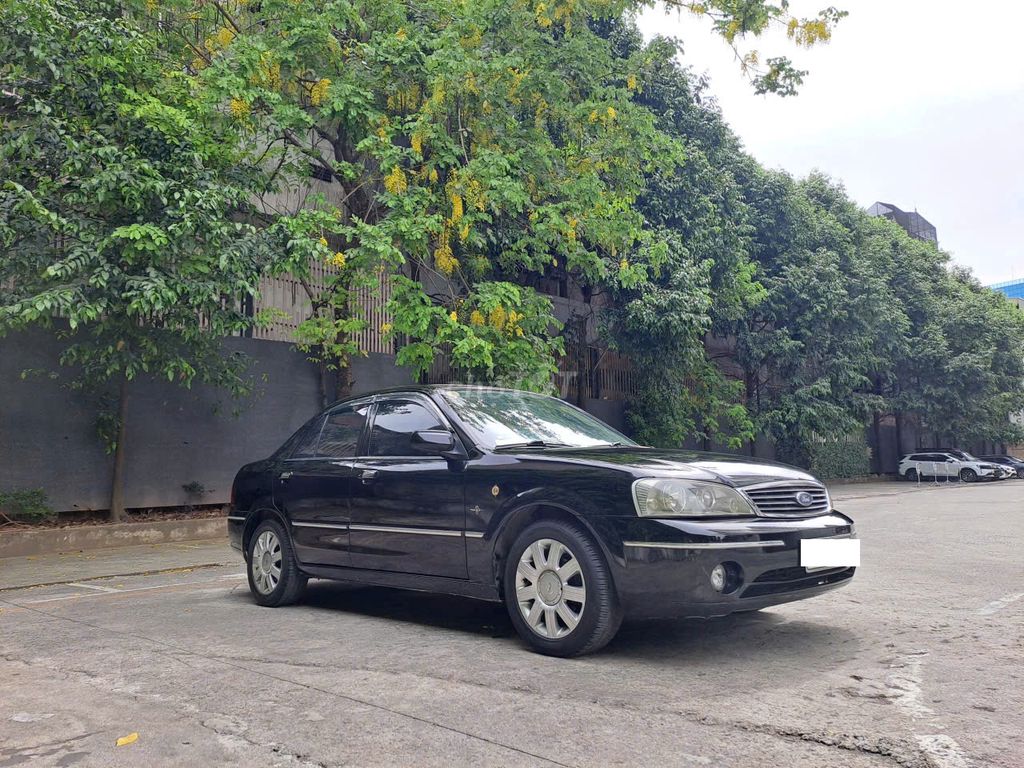 Ford Laser 2004 - ảnh 2