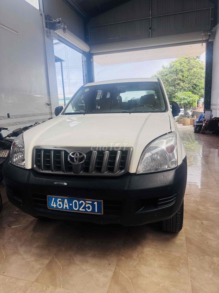Toyota Land Cruiser Prado - ảnh 4
