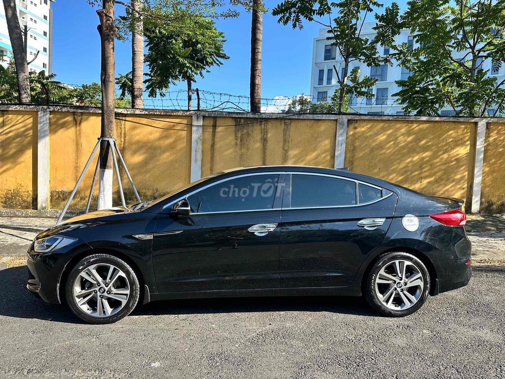 Hyundai Elantra 2019 - ảnh 4
