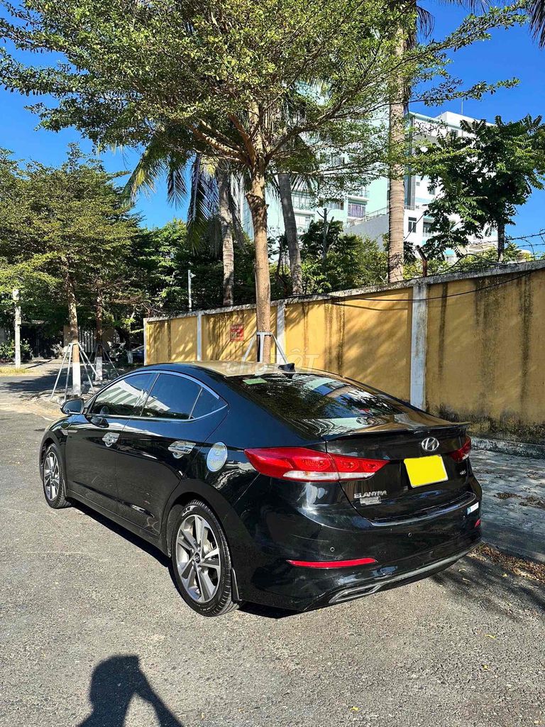 Hyundai Elantra 2019 - ảnh 5