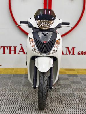 Honda SH 2018 - ảnh 1