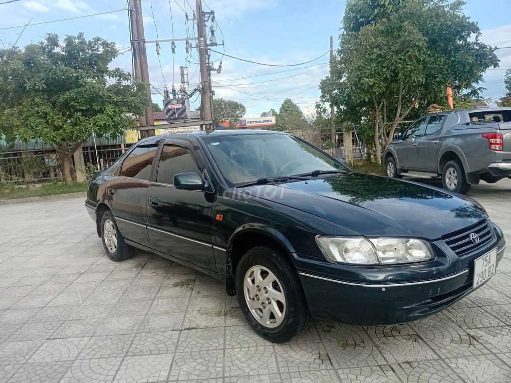 Toyota Camry 1999 - ảnh 3