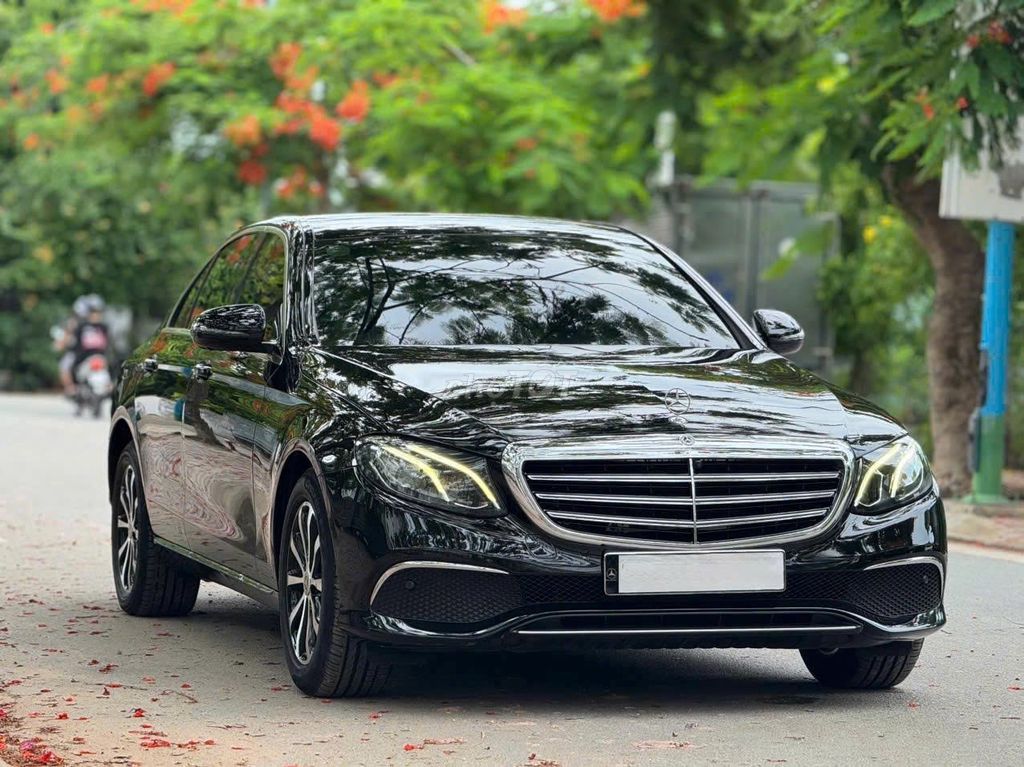 Mercedes-Benz 2019 - ảnh 2