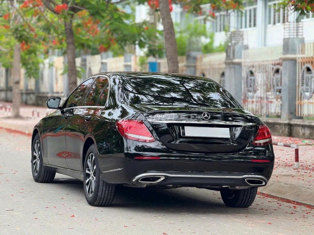 Mercedes-Benz 2019 - ảnh 5