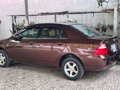 Toyota 2005 - ảnh 1