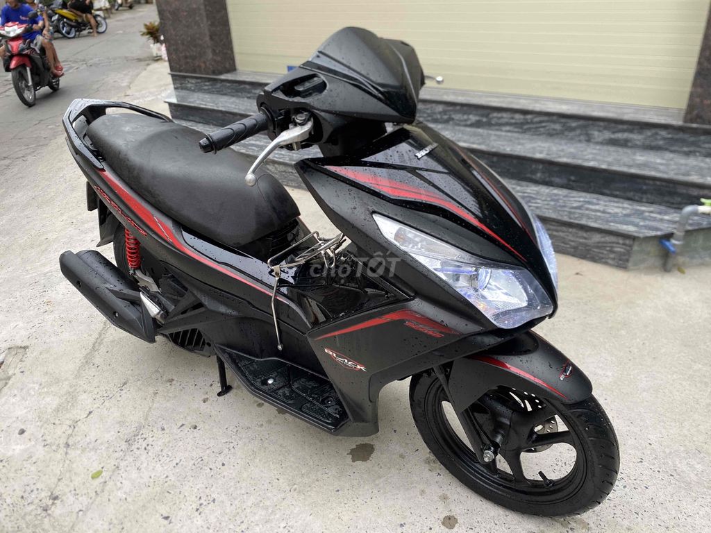 Honda Air Blade 2015 - ảnh 2