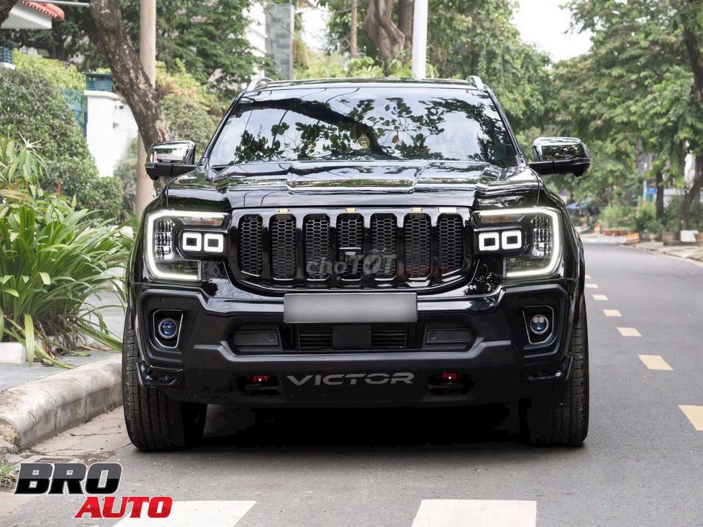 Ford Everest 2024 - ảnh 1