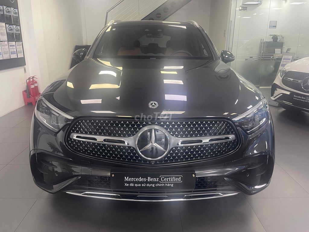 Mercedes-Benz - ảnh 1
