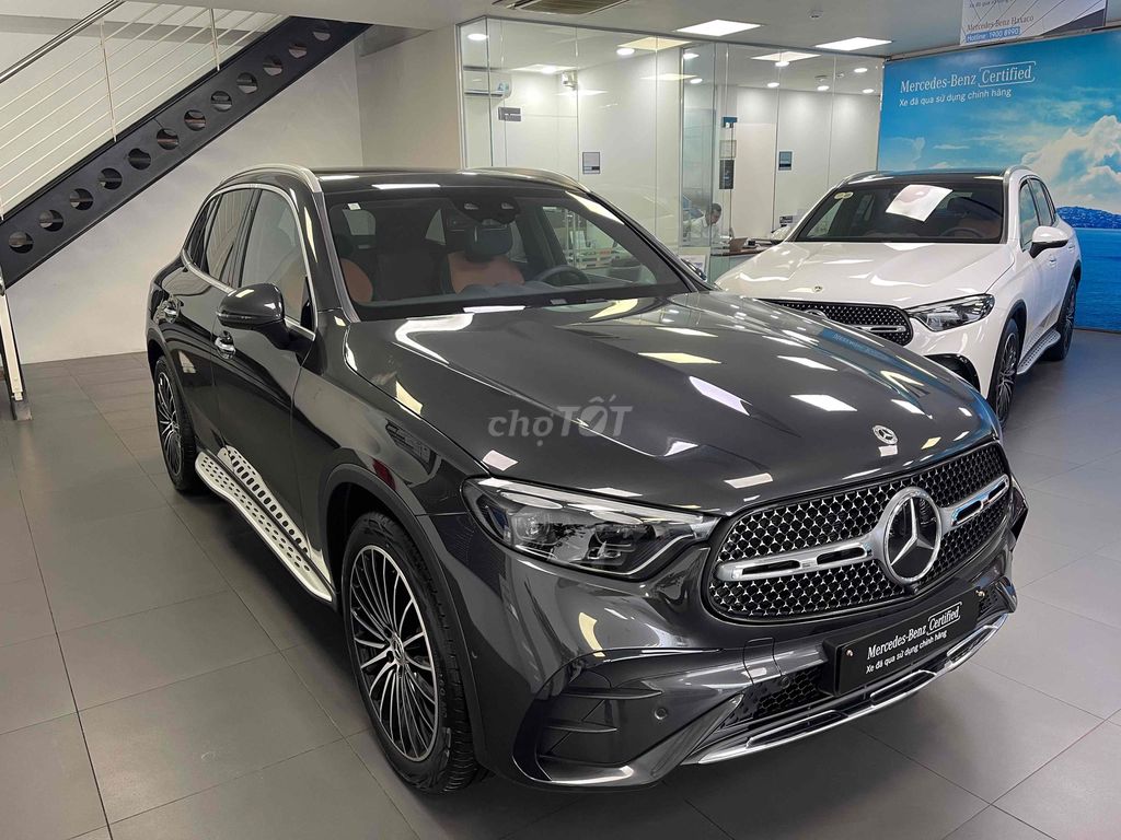 Mercedes-Benz - ảnh 2
