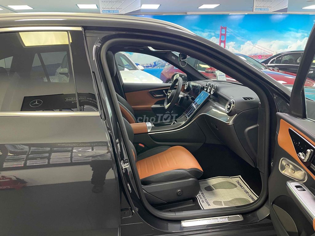 Mercedes-Benz - ảnh 3